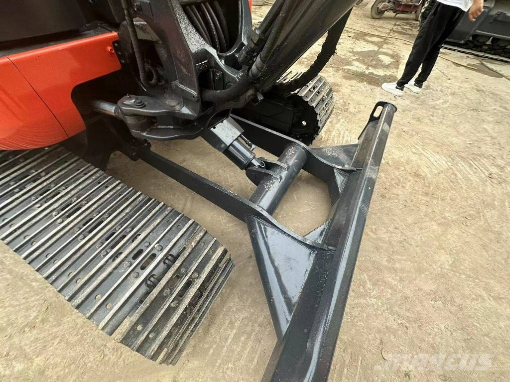 Kubota KX163 Mini bageri < 7t