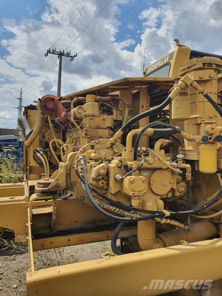 CAT 325 - 350, D6M további modellek Hidráulicos