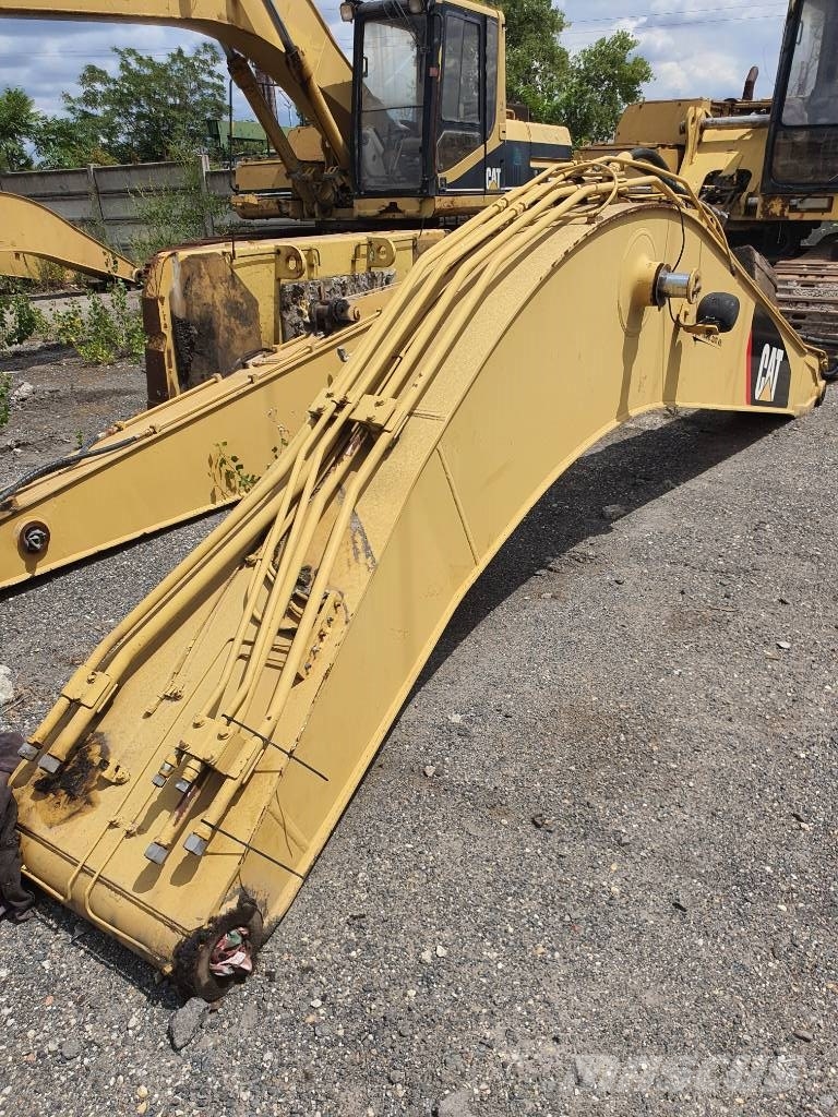 CAT 325 - 350, D6M további modellek Hidráulicos