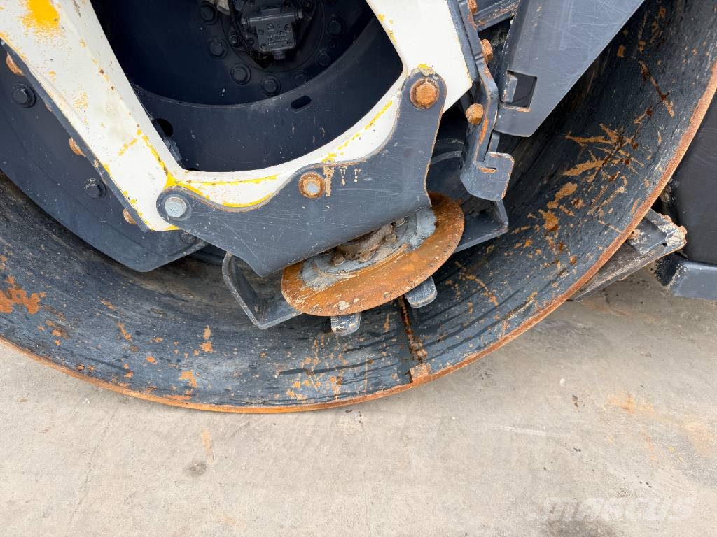 Bomag BW 161 AD-5 Twin drum rollers
