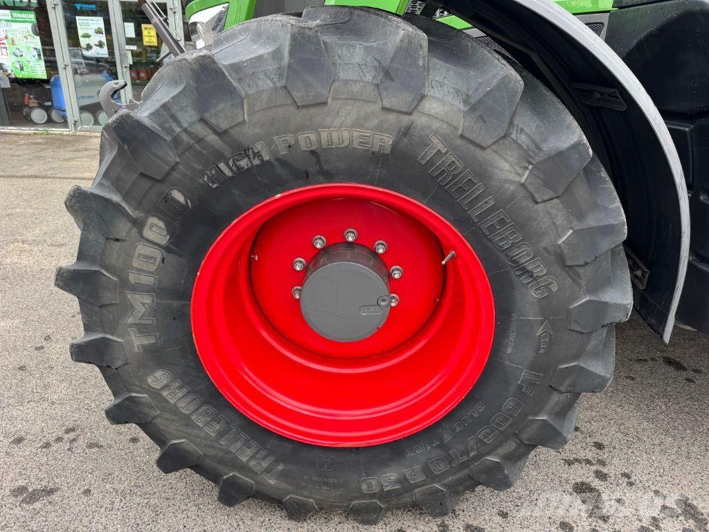 Fendt 826 S4 Profi + Трактори
