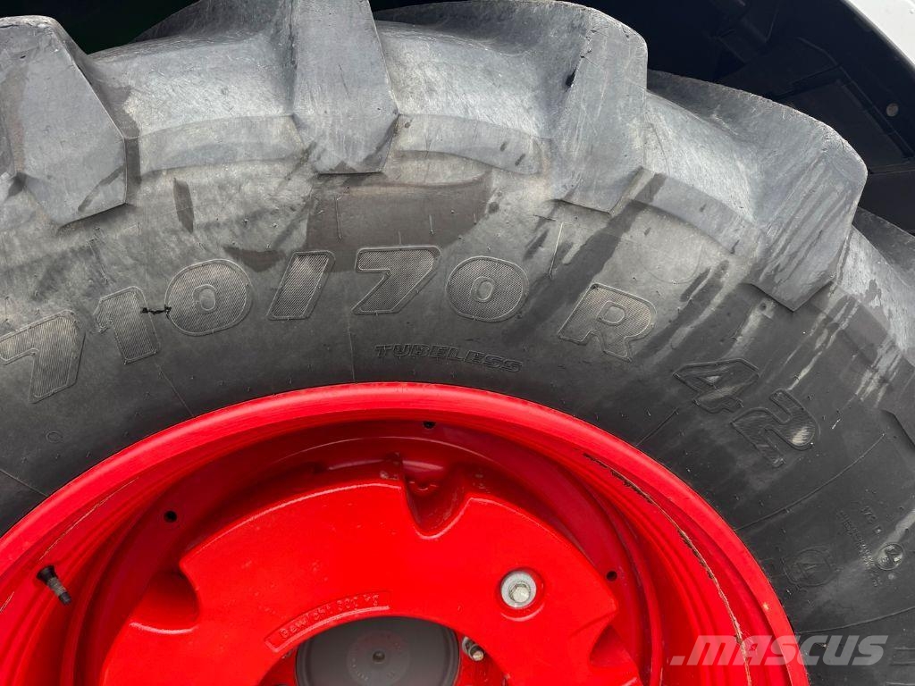 Fendt 826 S4 Profi + トラクター
