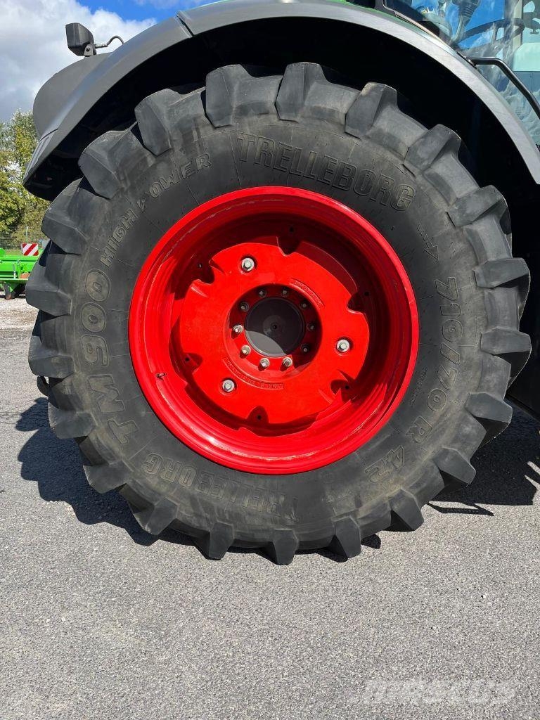 Fendt 826 S4 Profi + Traktorer