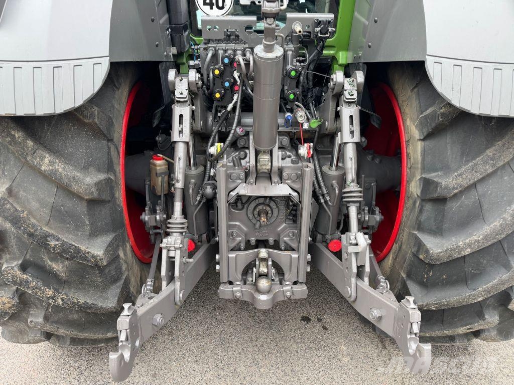 Fendt 826 S4 Profi + Ciągniki rolnicze