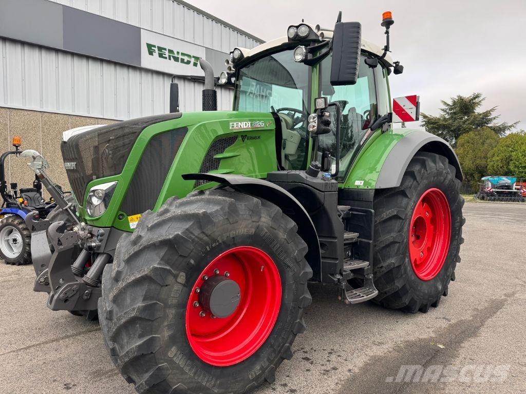Fendt 826 S4 Profi + 拖拉机/农用车
