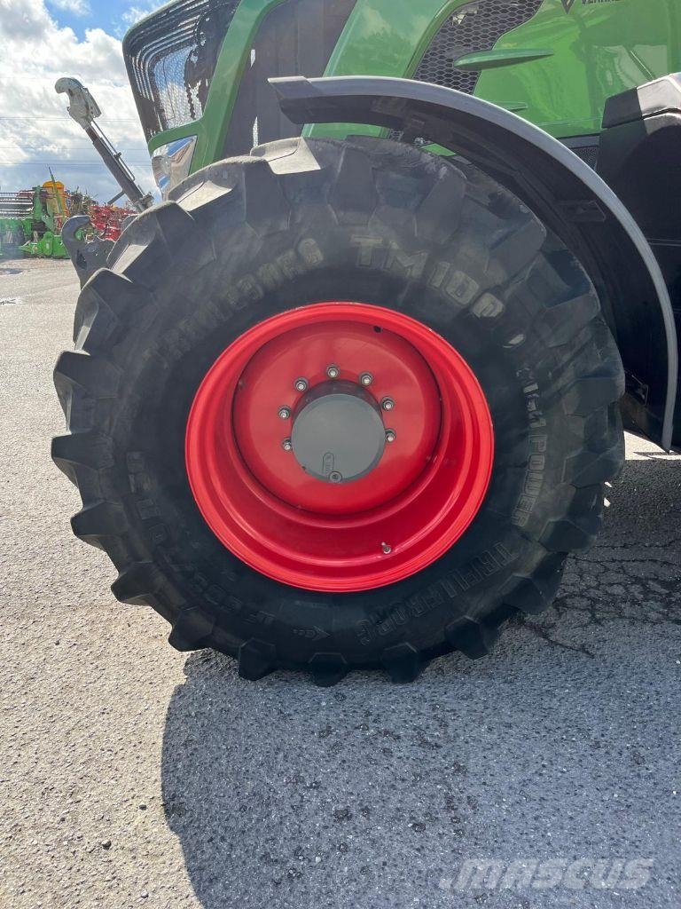 Fendt 826 S4 Profi + Traktorer