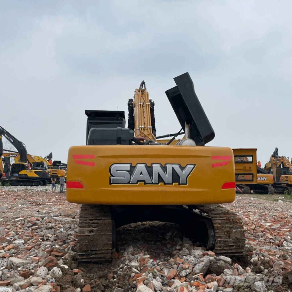Sany 335 Гусеничні екскаватори