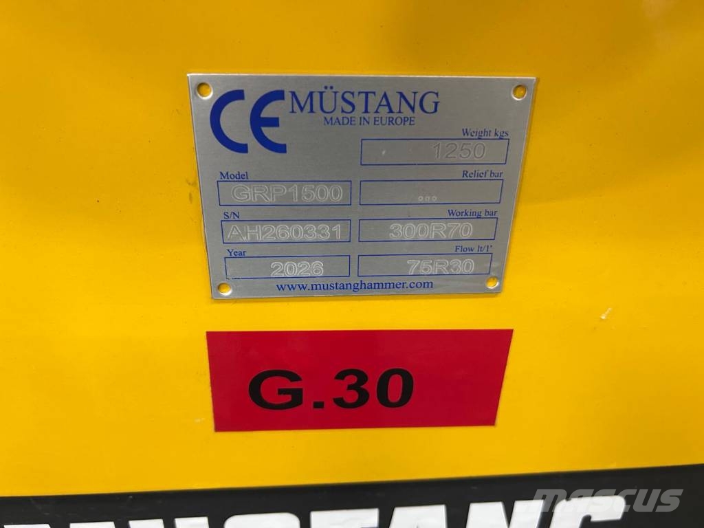 Mustang GRP1500 Sorting Grapple Gripar