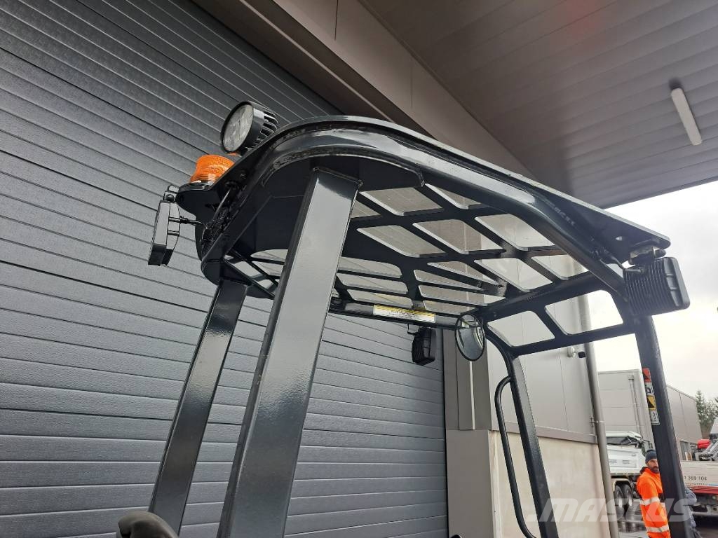 Aisle-Master 20SE Electric forklifts