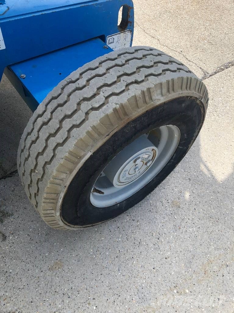 Genie Z 45/25 J DC Zglobne dvižne ploščadi