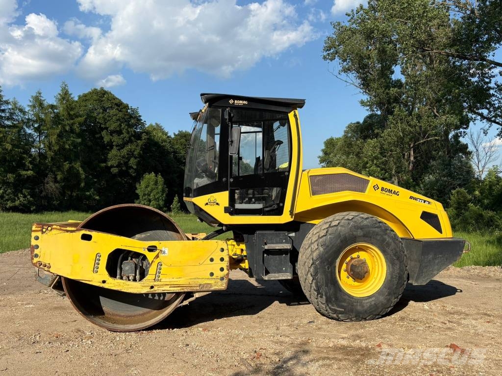 Bomag BW 213 D Single drum rollers