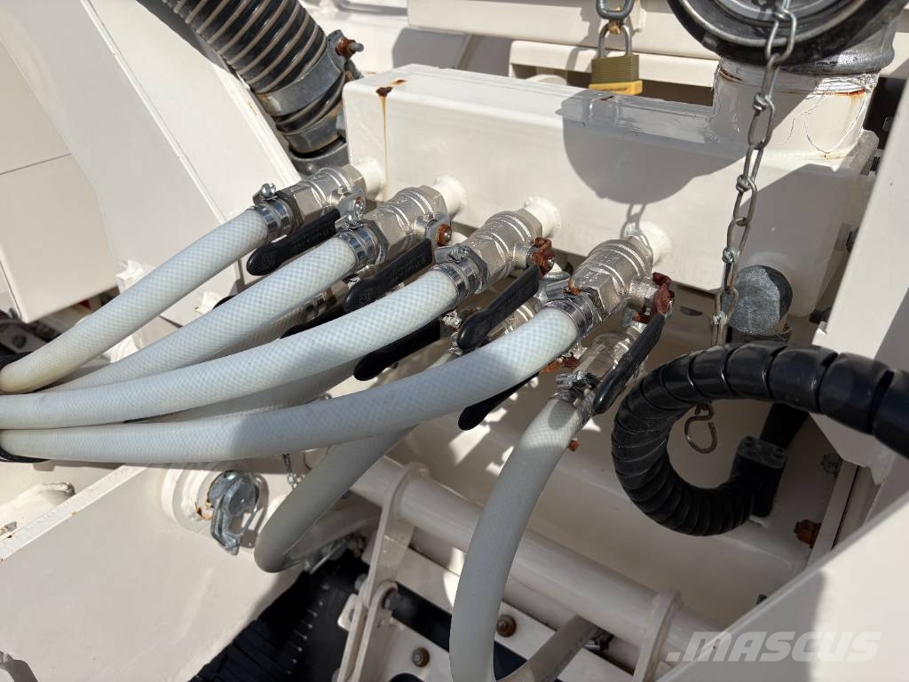 Wirtgen WS 220 & Streumaster SW3 FC Recicladoras de asfalto