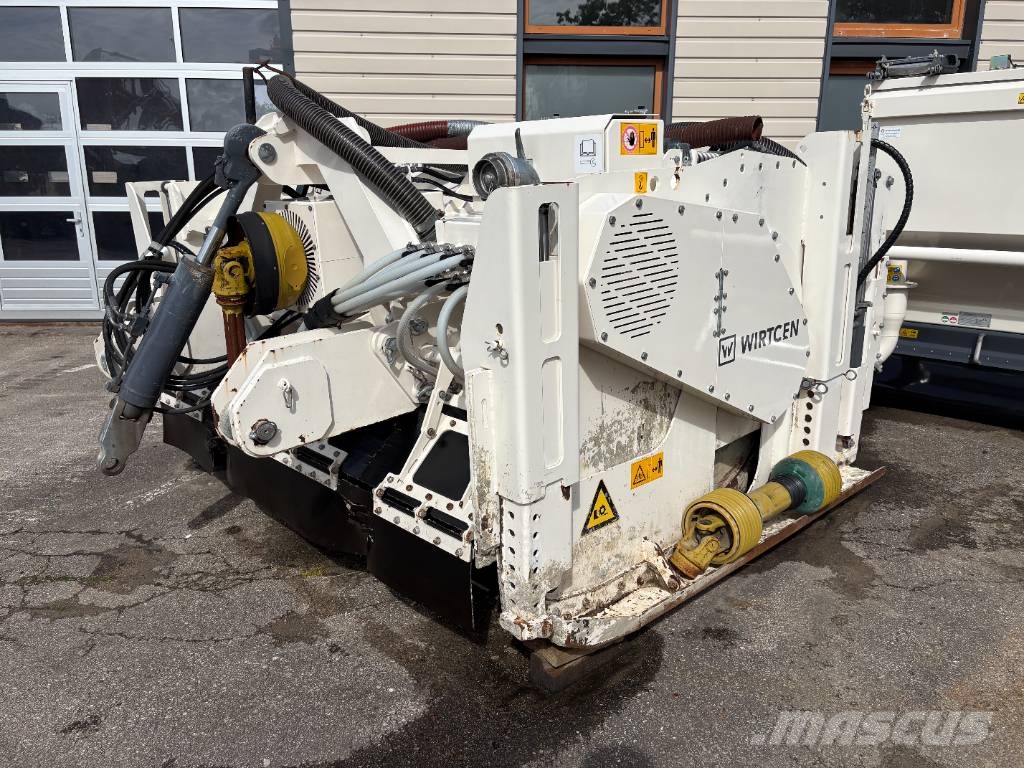 Wirtgen WS 220 & Streumaster SW3 FC Recicladoras de asfalto