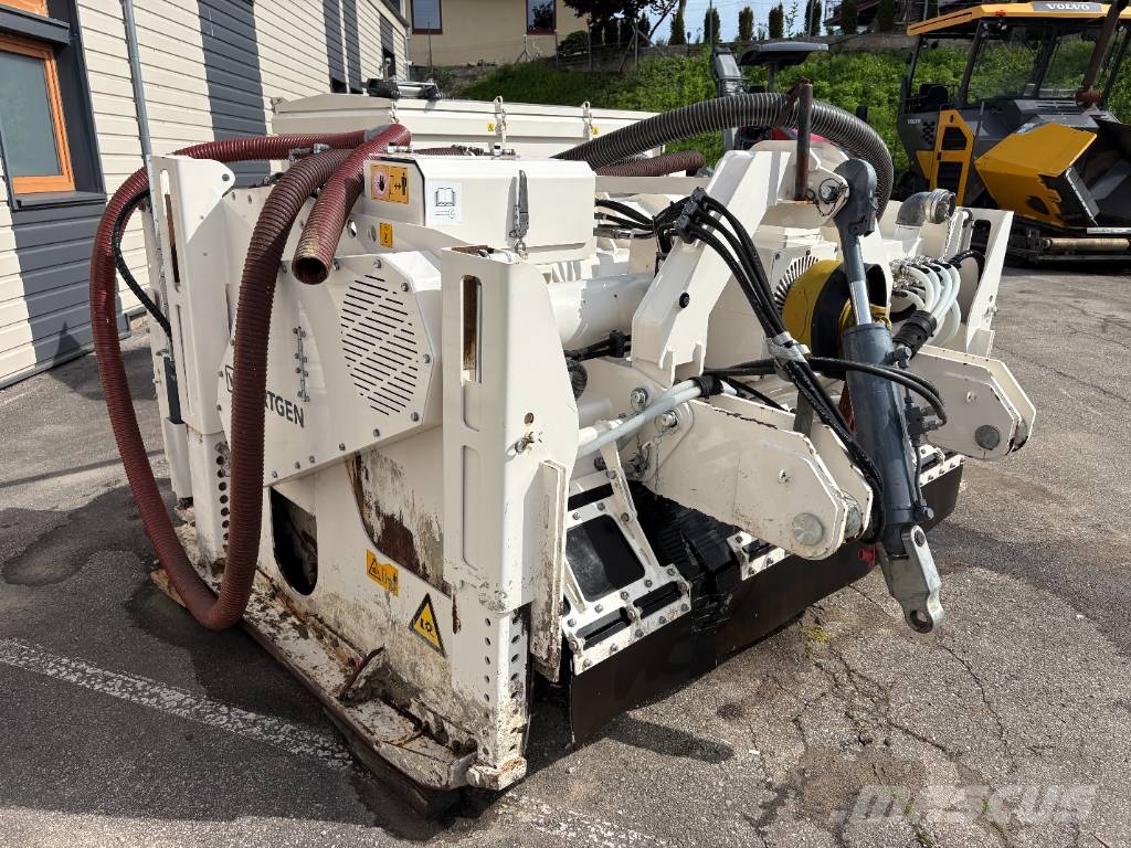 Wirtgen WS 220 & Streumaster SW3 FC Recicladoras de asfalto