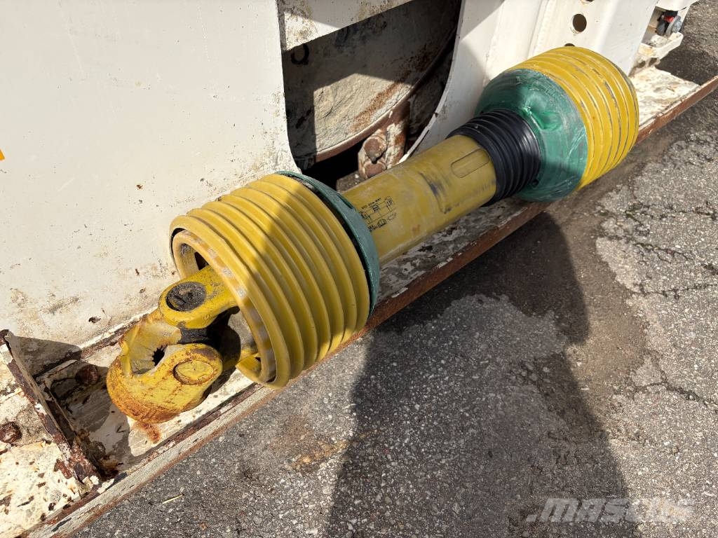 Wirtgen WS 220 & Streumaster SW3 FC Recicladoras de asfalto