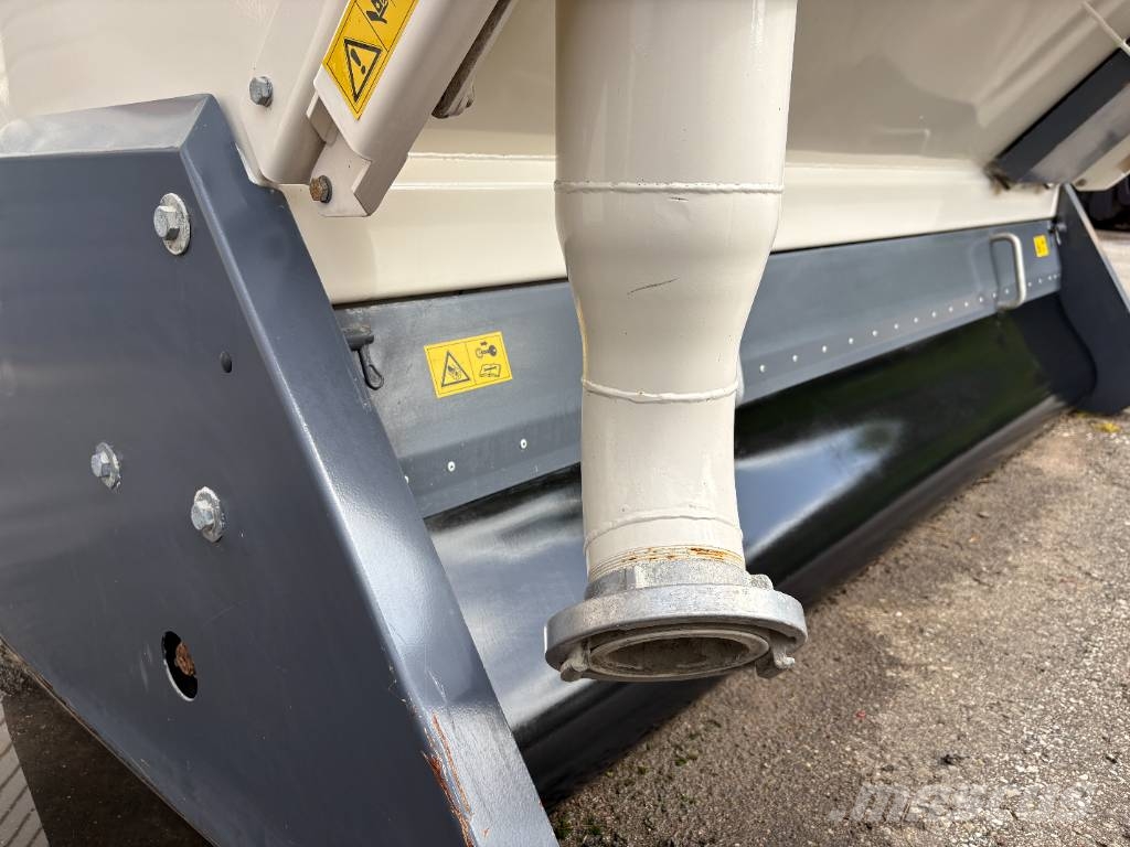 Wirtgen WS 220 & Streumaster SW3 FC Recicladoras de asfalto