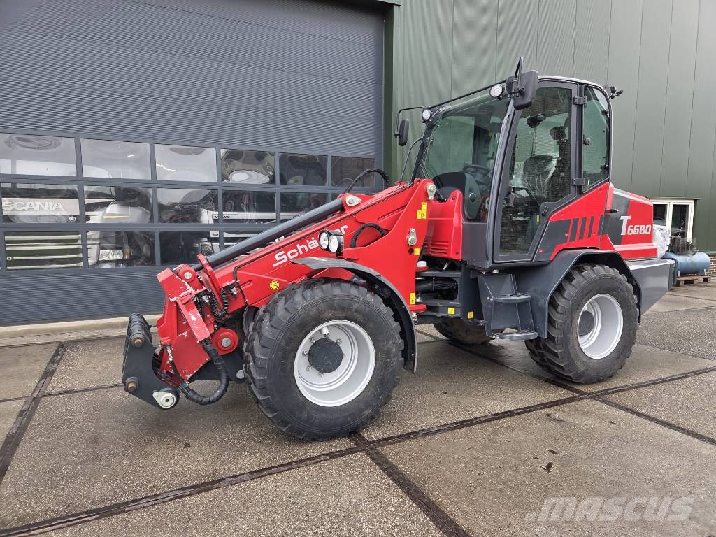 Schäffer T6680 前端裝載機和挖掘機