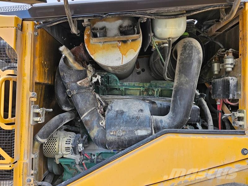 Volvo L120F Pyöräkuormaajat