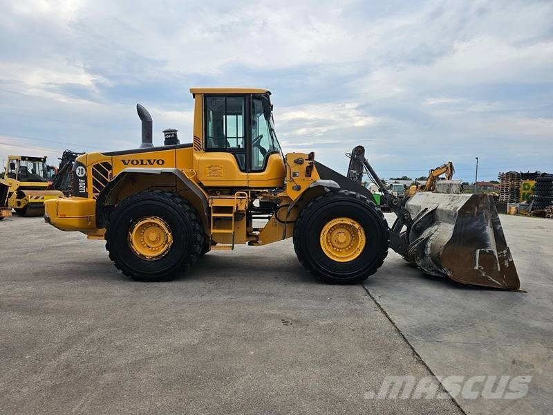 Volvo L120F Pyöräkuormaajat