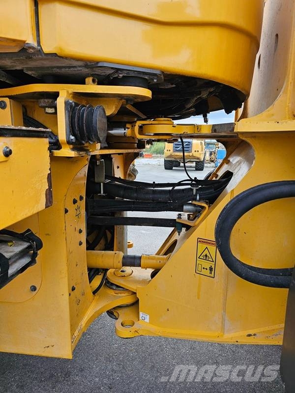 Volvo L120F Pyöräkuormaajat