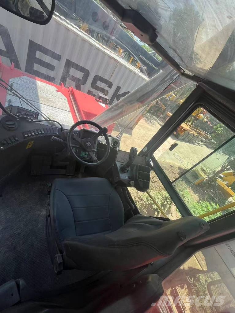 Kalmar DRD 450 Wózki typu Reachstacker