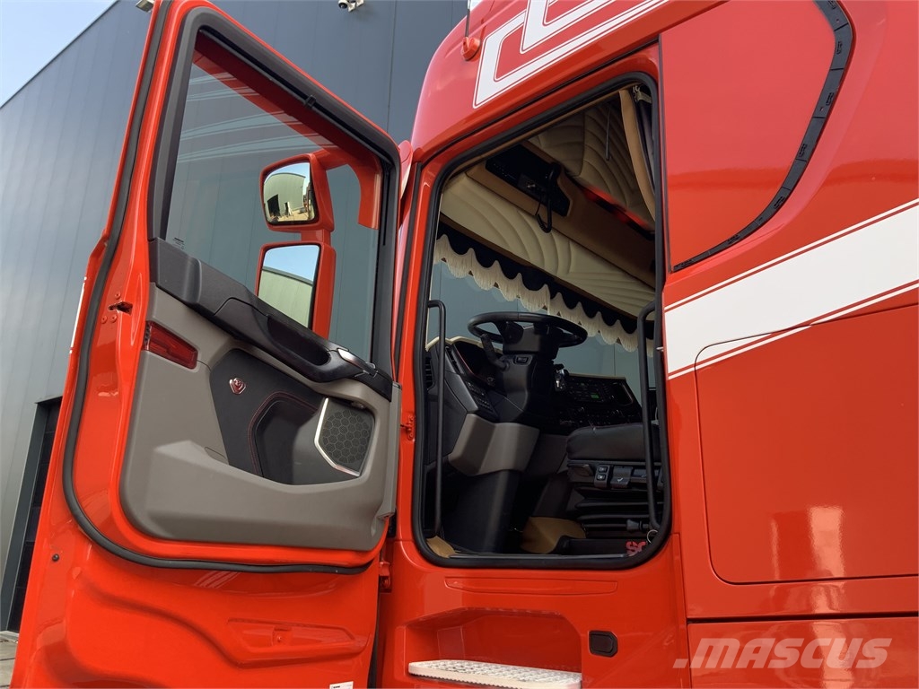 Scania S 580 Tegljači