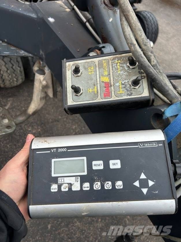 Tume Nova Combi3000 Perforadoras combinadas