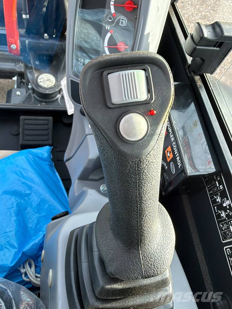 Kubota U 27-4 Miniescavatori