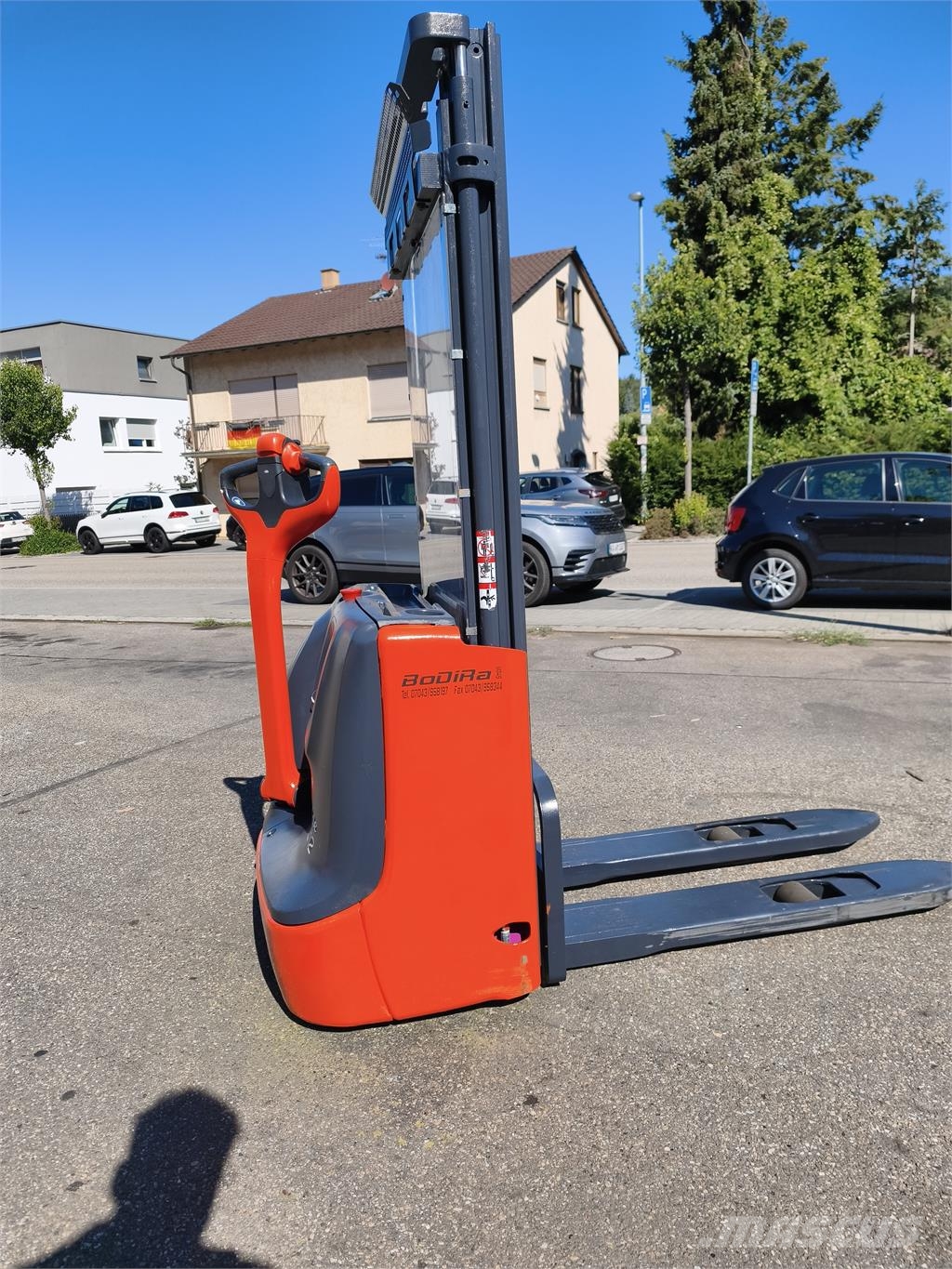Linde L12 Stand-in stackers