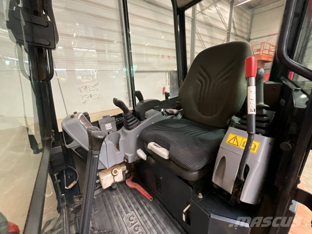 Kubota U 27-4 HI Minigraafmachines < 7t