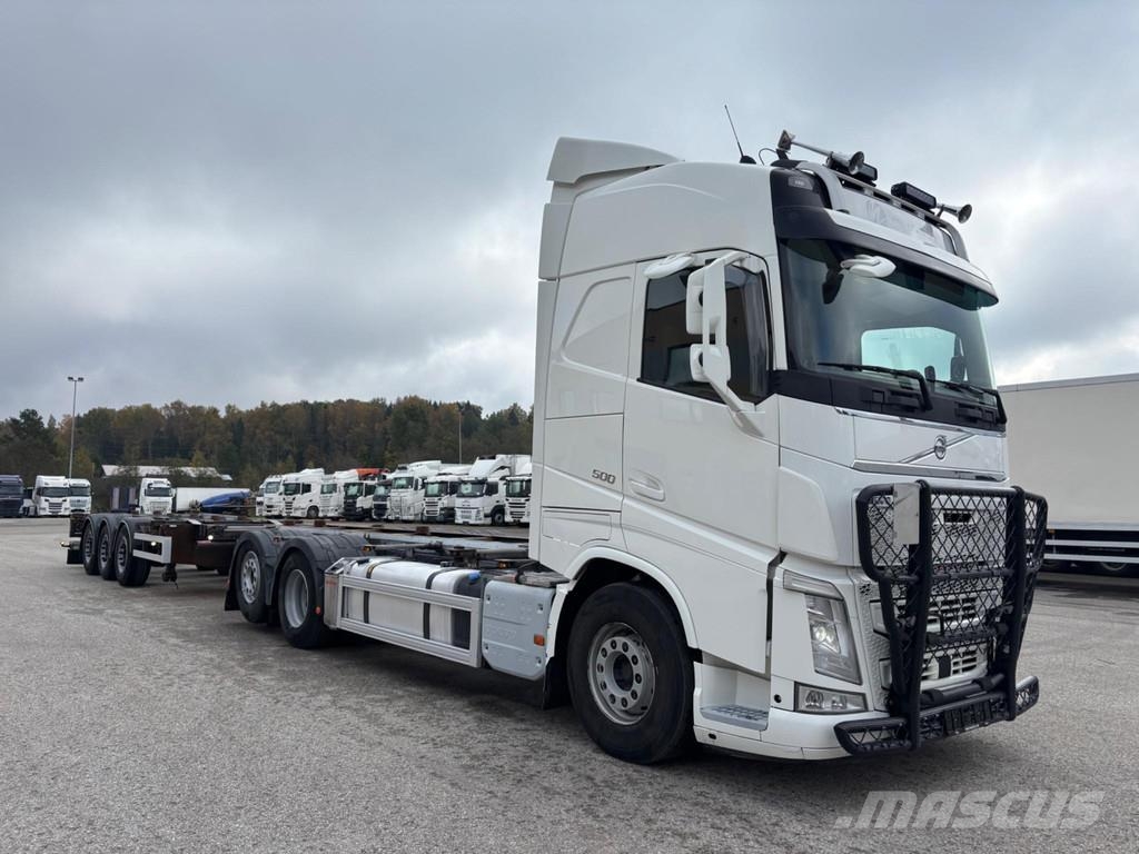 Volvo FH500 6x2*4 EURO6 + RETARDER + CHASSIS L7600mm Smagās mašīnas ar konteineriem