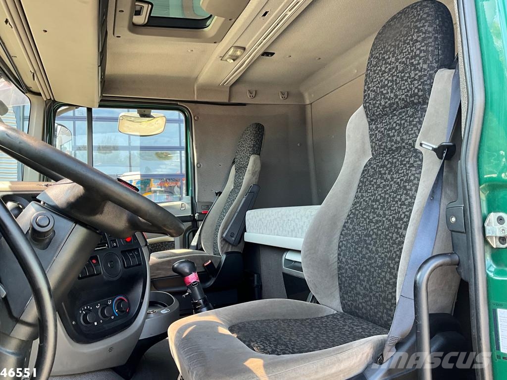 DAF FTN 105 XF 460 6x2 Hiab 60 Tonmeter laadkraan Tahače