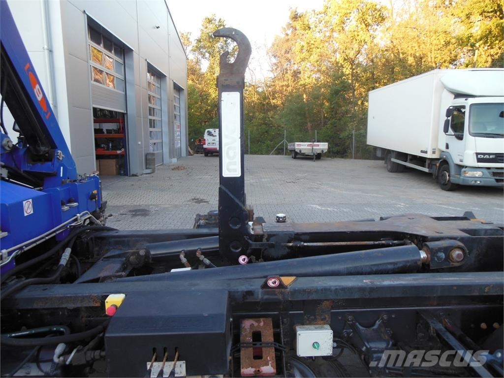 Avia D120-210, Cummins, Ruka PM9023, Hákový nosič Hook lift trucks