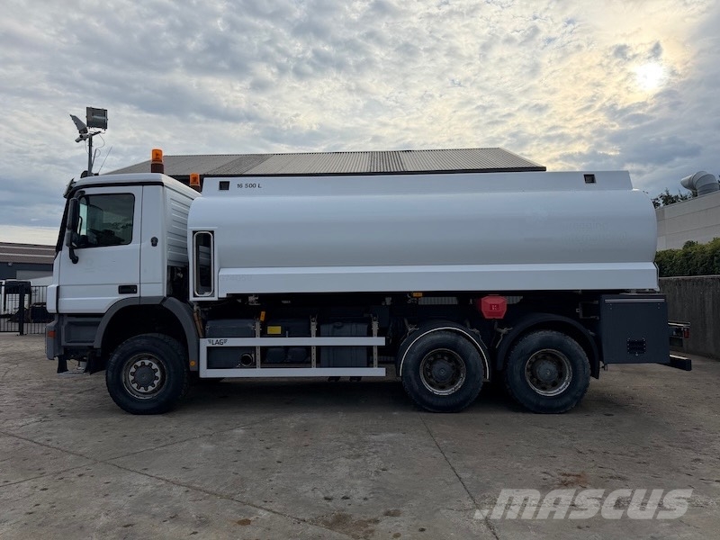 Mercedes-Benz Actros 3341 شاحنات ذات صهاريج