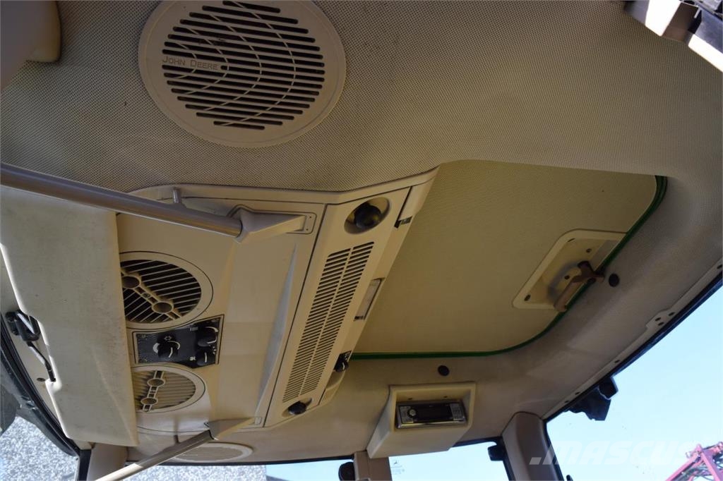 John Deere 6220 曳引機