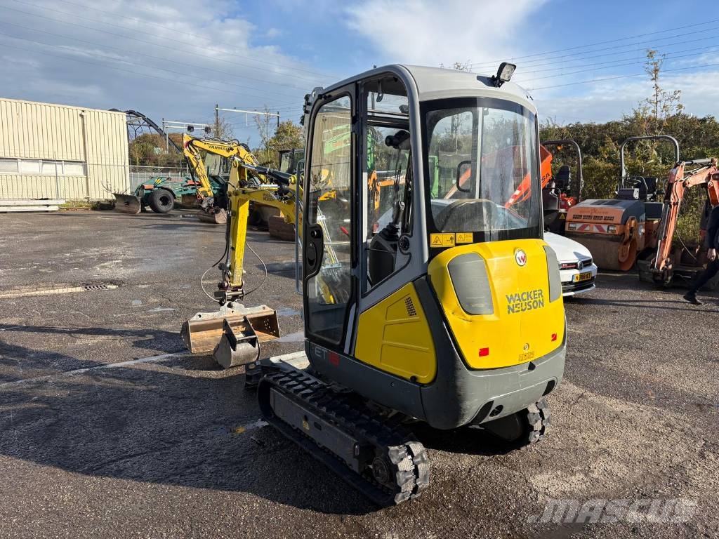 Wacker Neuson ET 18 حفارات صغيرة أقل من 7 طن (حفارات صغيرة)