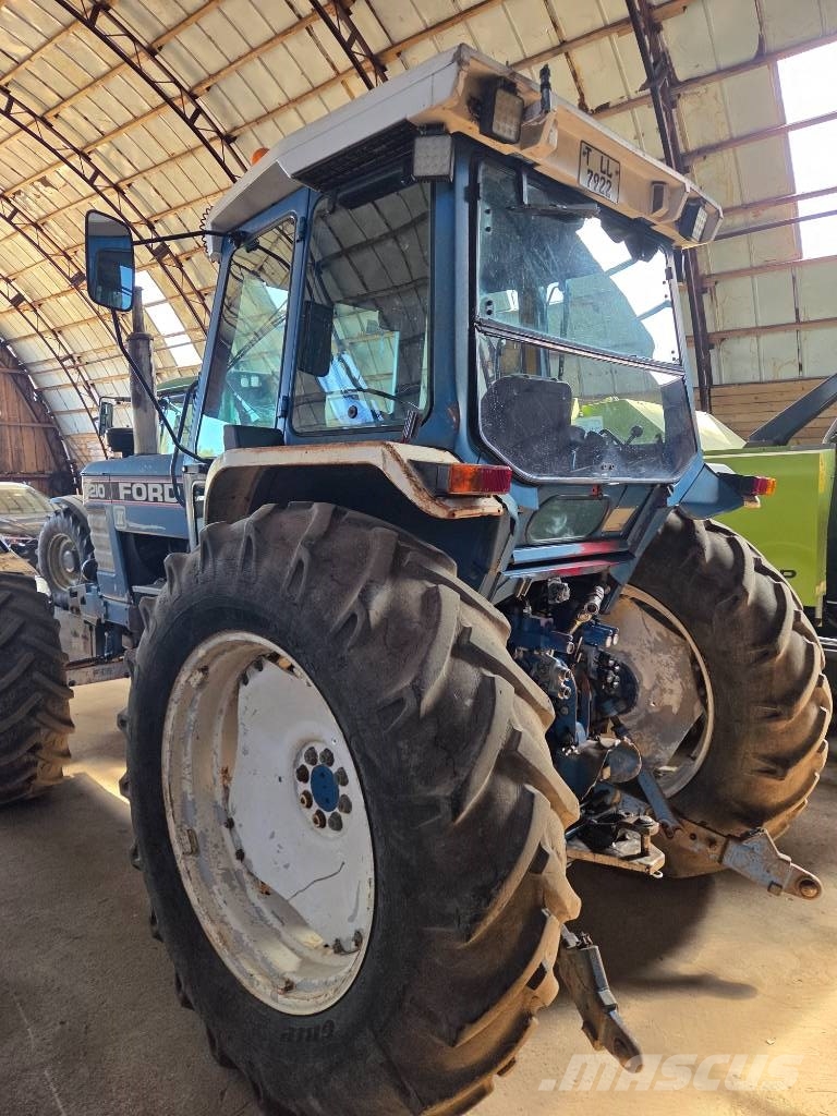 Ford 8210 Tractores