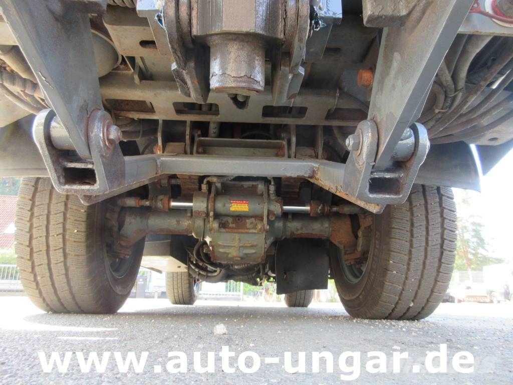 Boschung Pony P4 T Allrad 4x4 Kipper Kommunalfahrzeug Euro4 ناقلات الأدوات