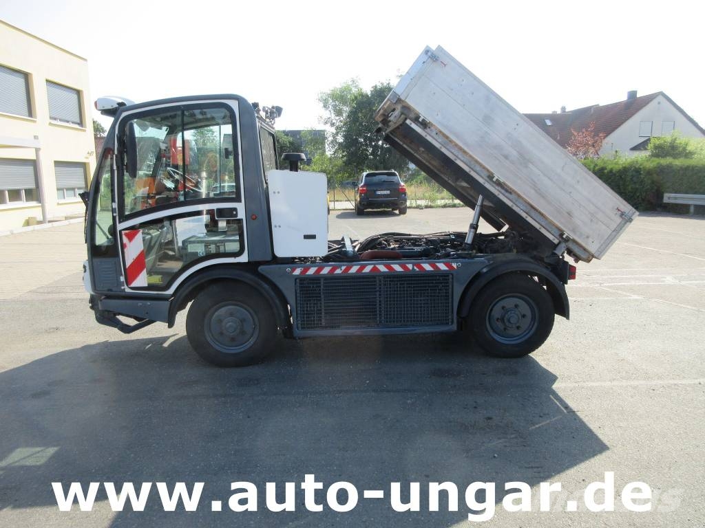 Boschung Pony P4 T Allrad 4x4 Kipper Kommunalfahrzeug Euro4 ناقلات الأدوات