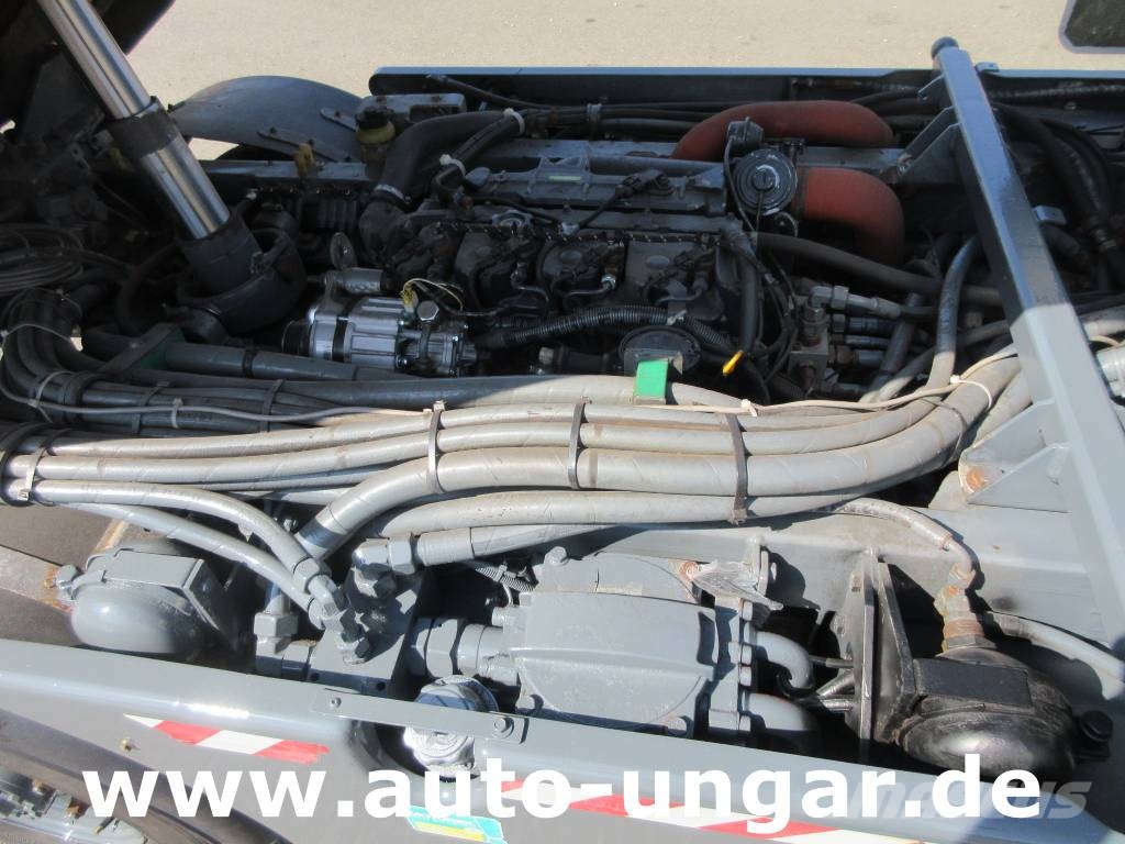Boschung Pony P4 T Allrad 4x4 Kipper Kommunalfahrzeug Euro4 ناقلات الأدوات