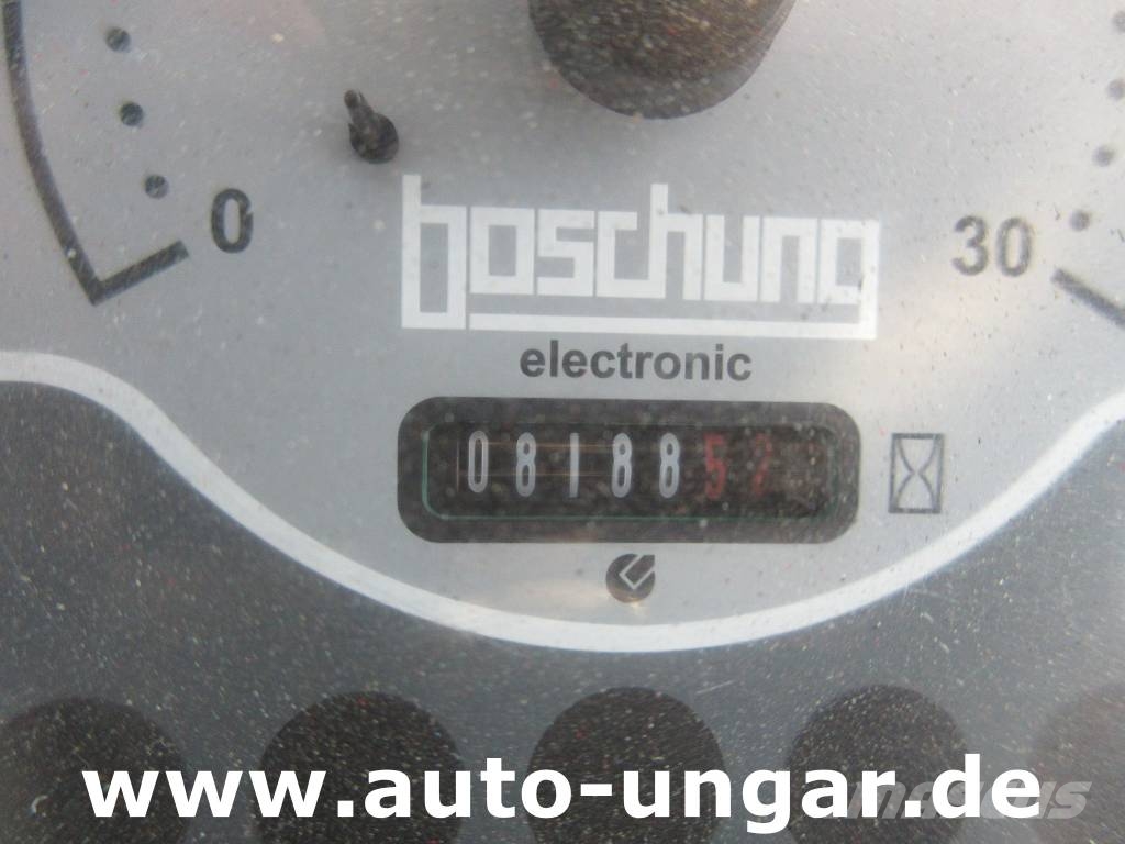 Boschung Pony P4 T Allrad 4x4 Kipper Kommunalfahrzeug Euro4 ناقلات الأدوات