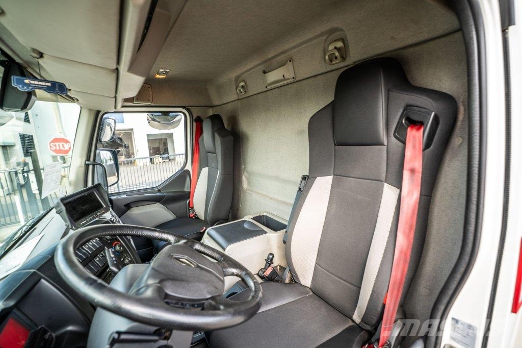 Renault D 19 WIDE 320 DXI +DHOLLANDIA 2t. Tovornjaki zabojniki