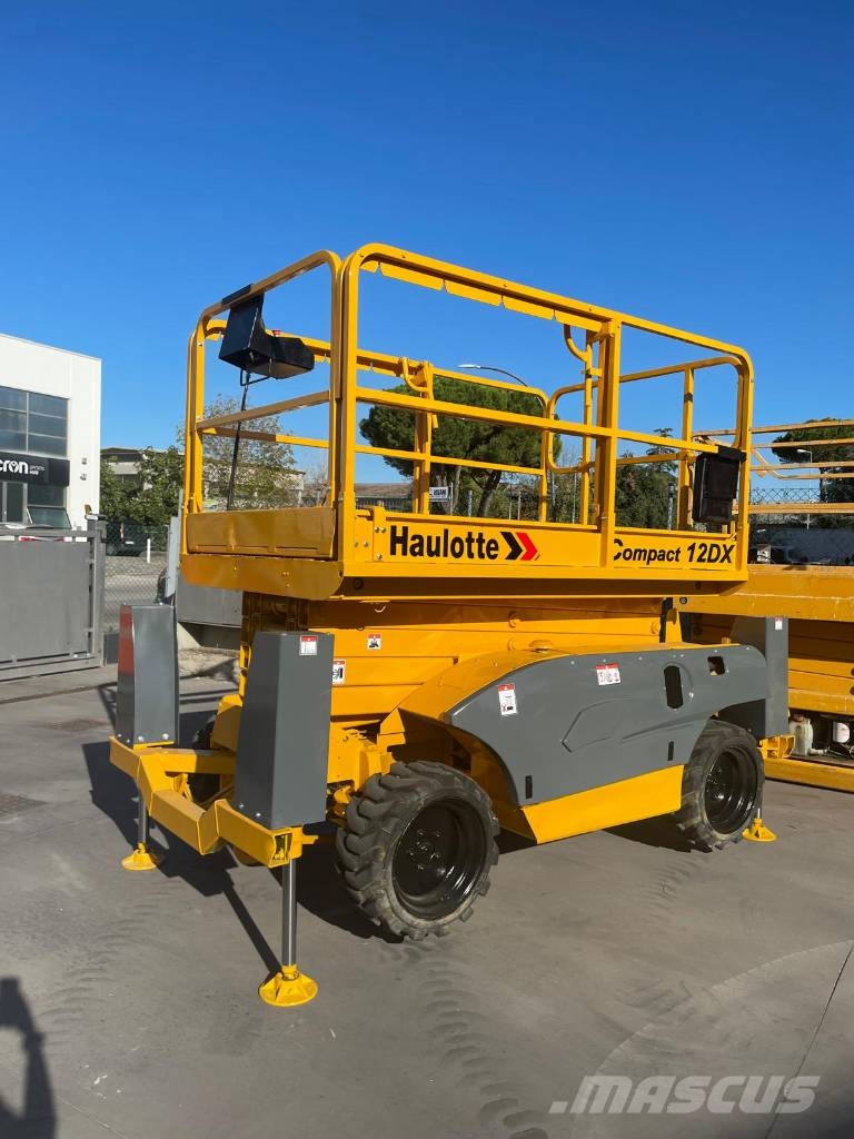Haulotte Compact 12 DX رافعات مقصية الشكل