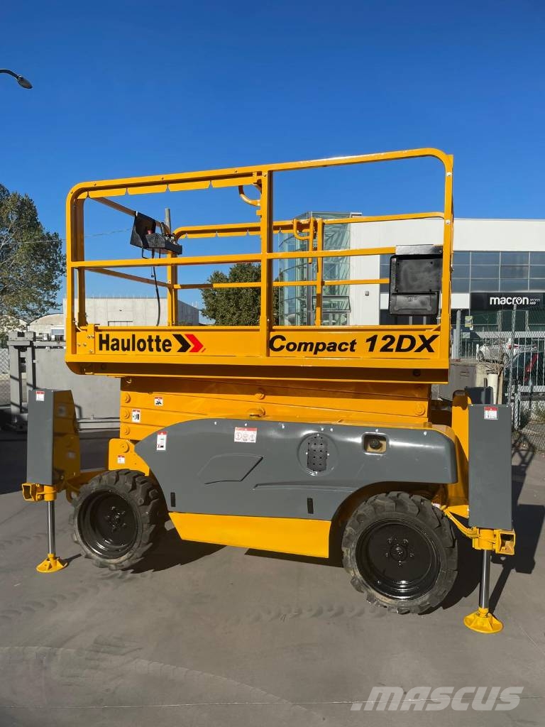 Haulotte Compact 12 DX رافعات مقصية الشكل
