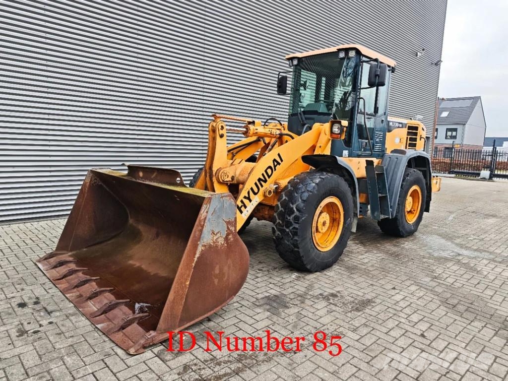 Hyundai HL730-9A Фронтальні навантажувачі
