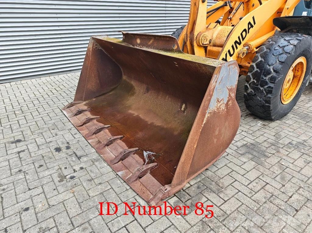 Hyundai HL730-9A Фронтальні навантажувачі