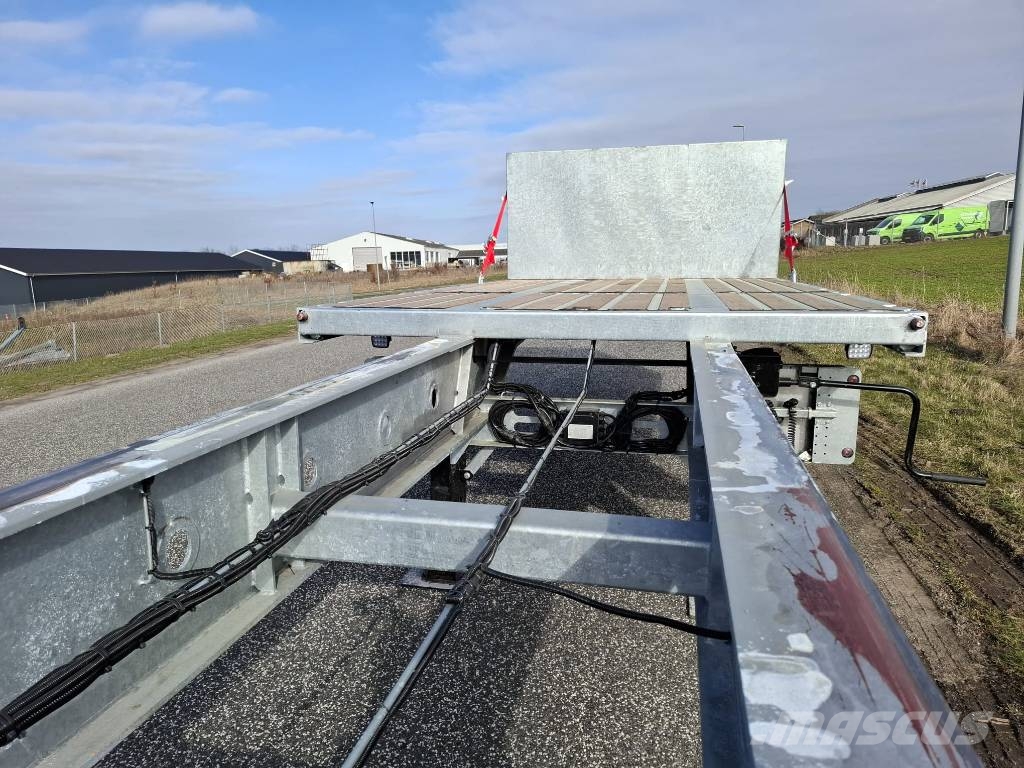 AMT UL400 4 akslet åben trailer med 7 m udtræk Pritschenanhänger