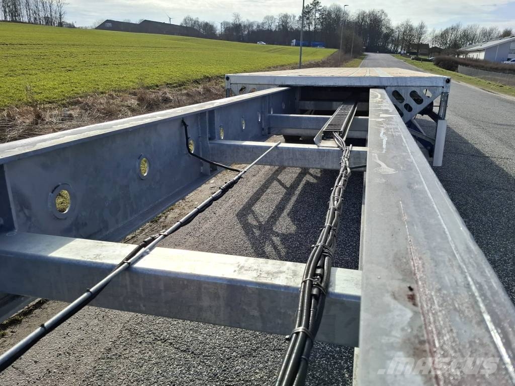 AMT UL400 4 akslet åben trailer med 7 m udtræk Pritschenanhänger