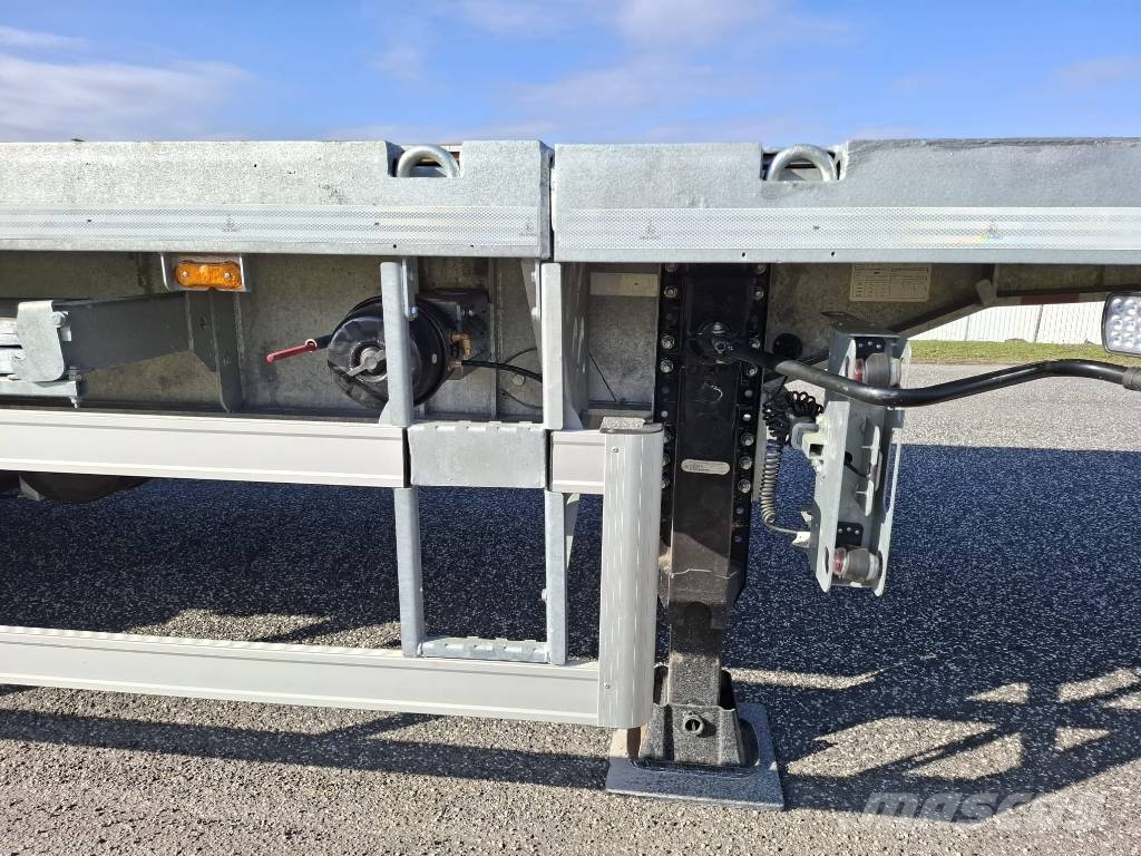 AMT UL400 4 akslet åben trailer med 7 m udtræk Pritschenanhänger