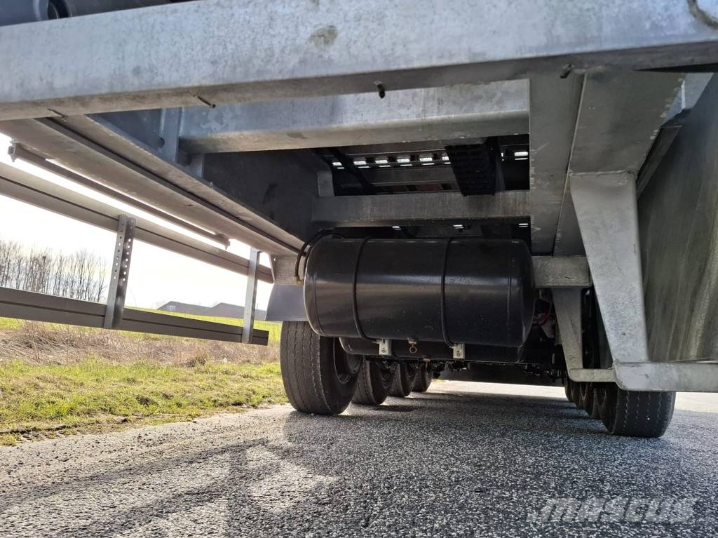 AMT UL400 4 akslet åben trailer med 7 m udtræk Pritschenanhänger